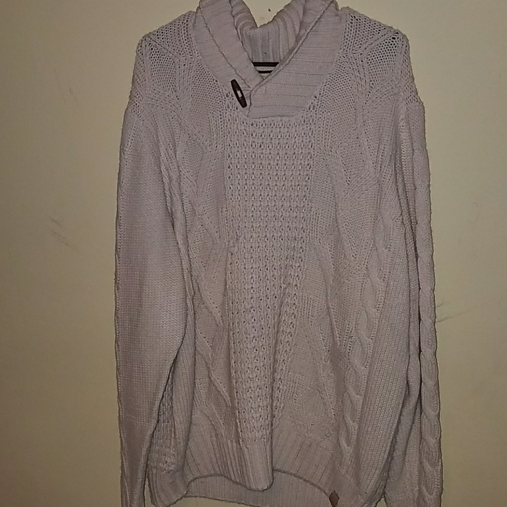 Size XL weatherproof sweater.